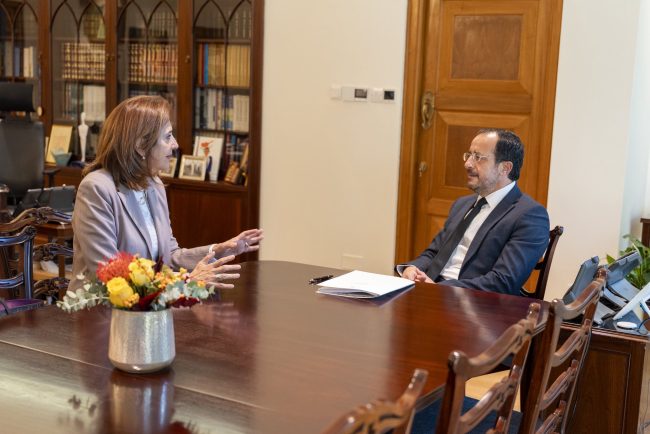 Holguin-Hristodulidis görüşmesi olumlu geçti: Yıl bitmeden beşli konferans umudu