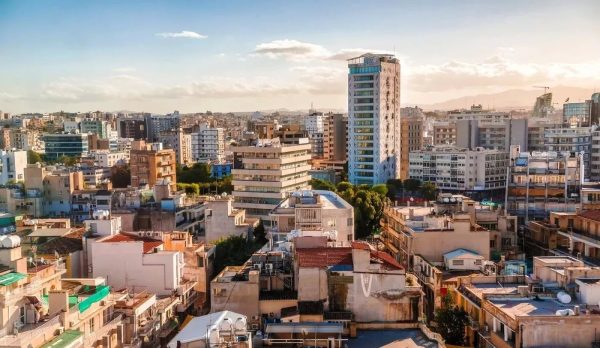 Orta sınıf müstakil evden koptu: Konut piyasası daireye sıkıştı