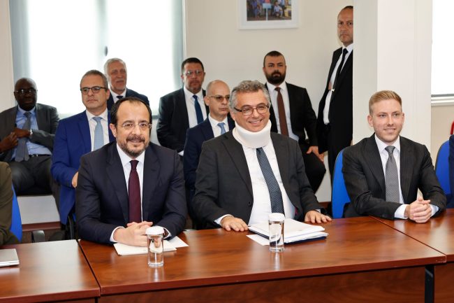 Liderler ayrıntıları açıklamama kararı aldı: Gözler Holguin görüşmelerine çevrildi