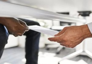Kıbrıs’ta dört yeni yolsuzluk soruşturması: Üst düzey kamu görevlileri mercek altında