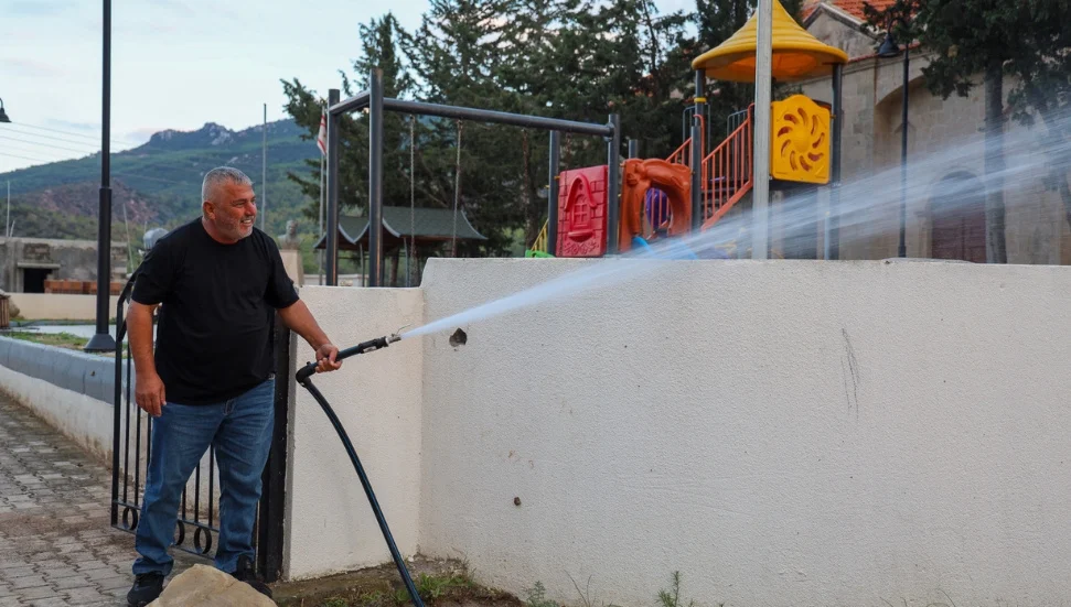 Mersinlik’te eski asbestli su boruları değiştirildi, su akışı başladı