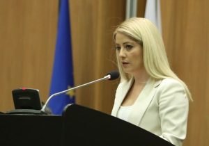 DİSİ’de başkanlık yarışı yeniden şekillendi: Annita Dimitriu adaylıktan çekildi