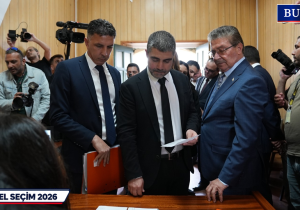 Aktunç adaylık başvurusunu yaptı: “Lefkoşa daha iyisini hak ediyor”