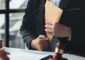 Güneydeki Yolsuzlukla Mücadele Kurumu daha geniş soruşturma yetkisi istiyor